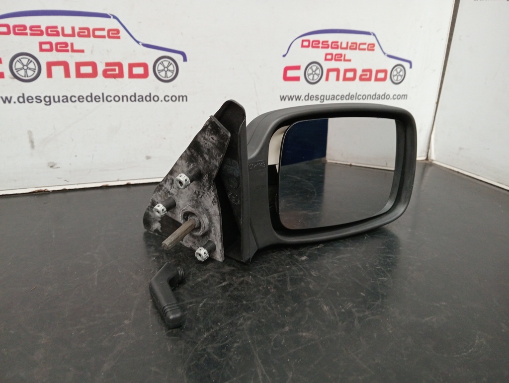RETROVISOR DERECHO