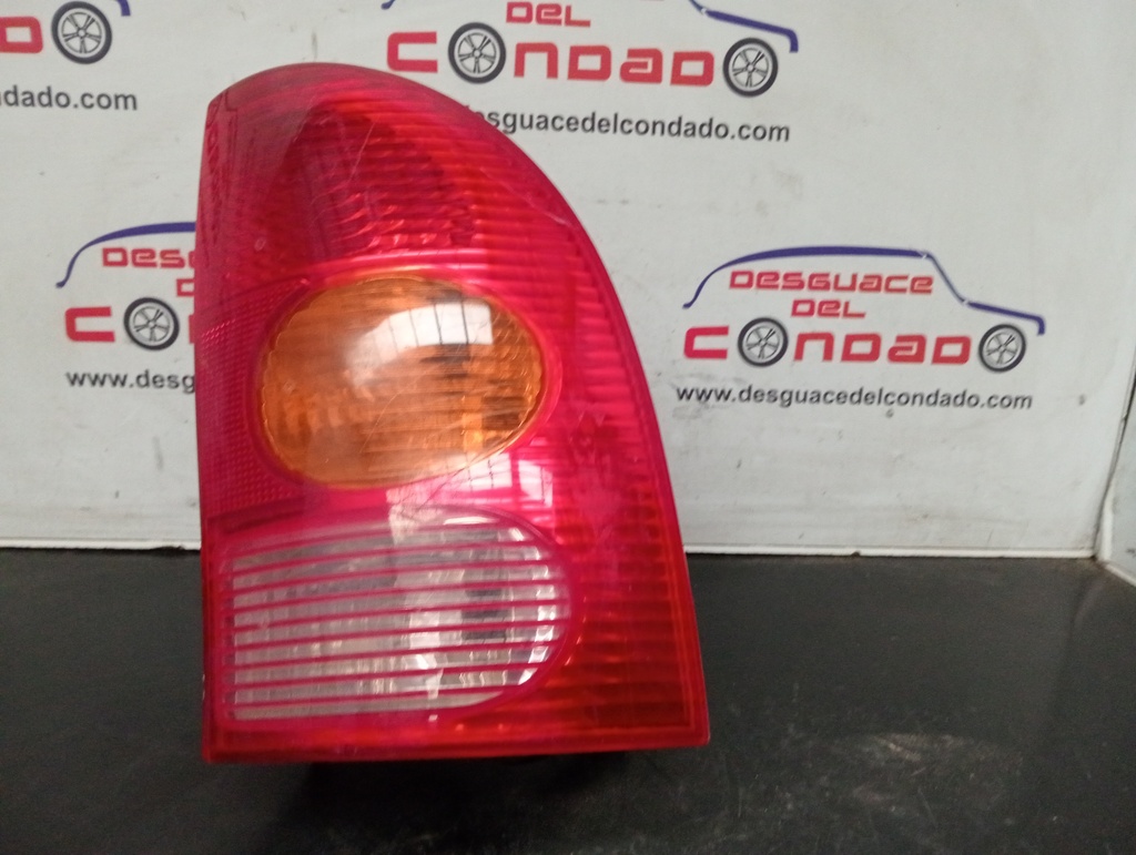 PILOTO TRASERO DERECHO