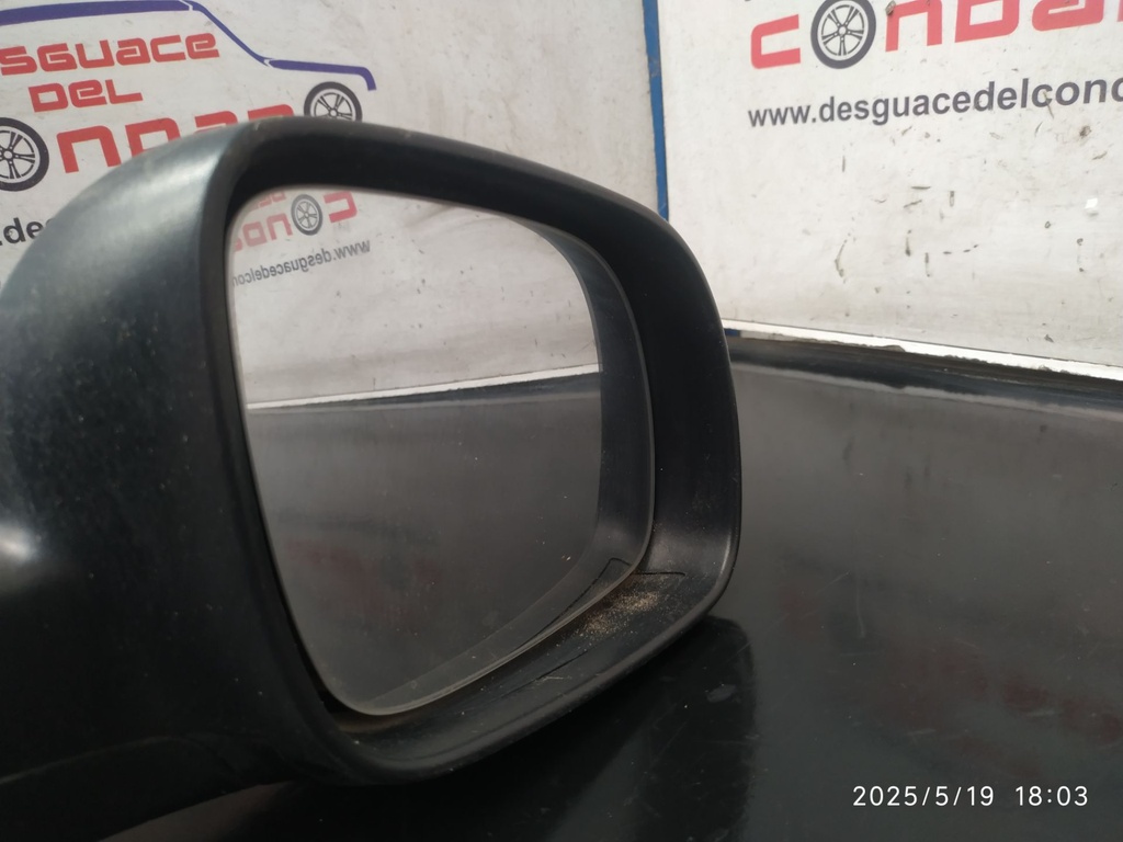 RETROVISOR DERECHO