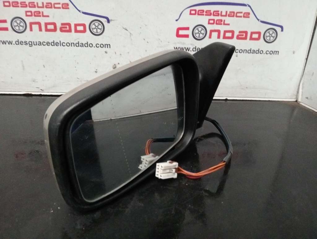 RETROVISOR IZQUIERDO