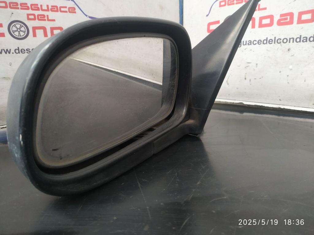 RETROVISOR IZQUIERDO