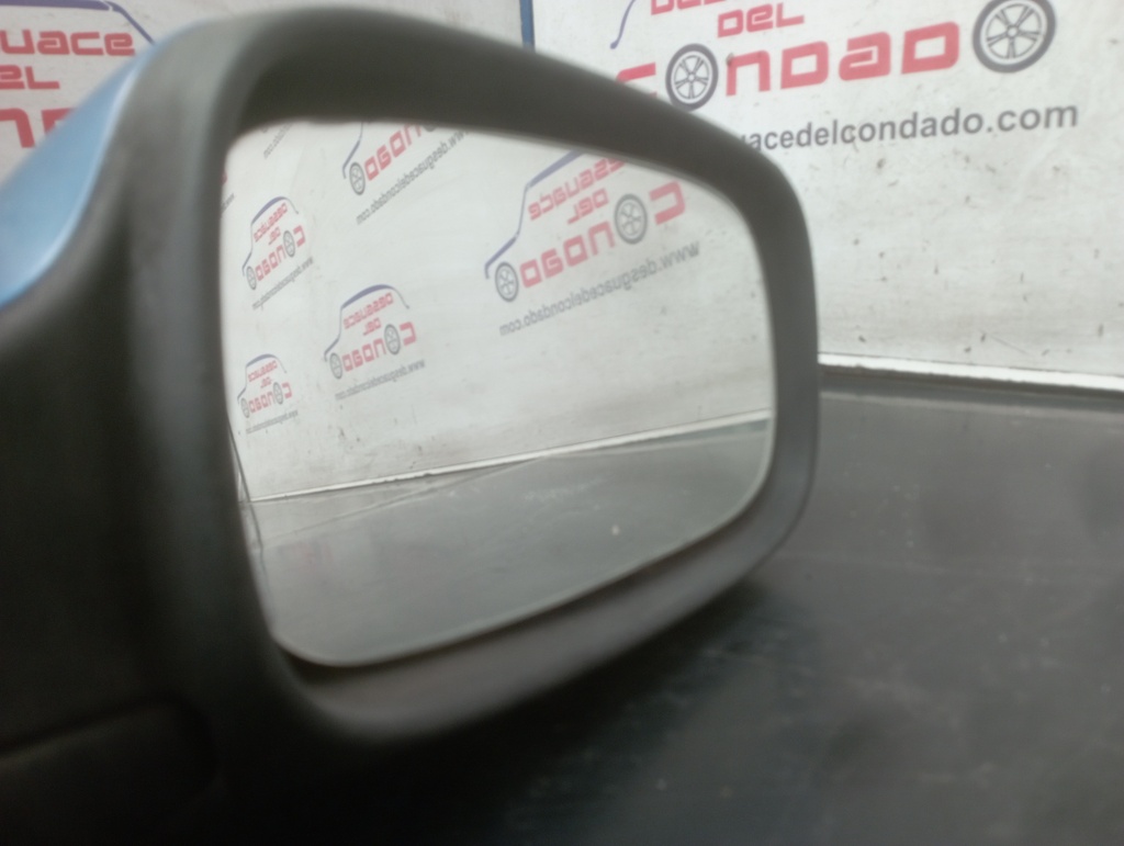 RETROVISOR DERECHO
