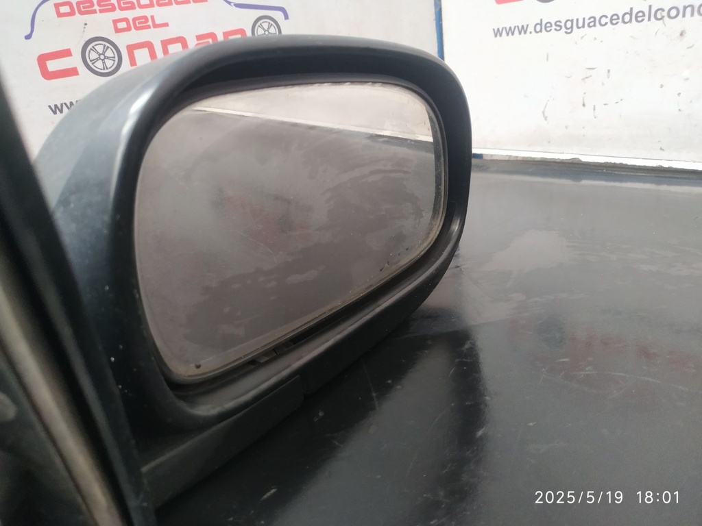 RETROVISOR DERECHO