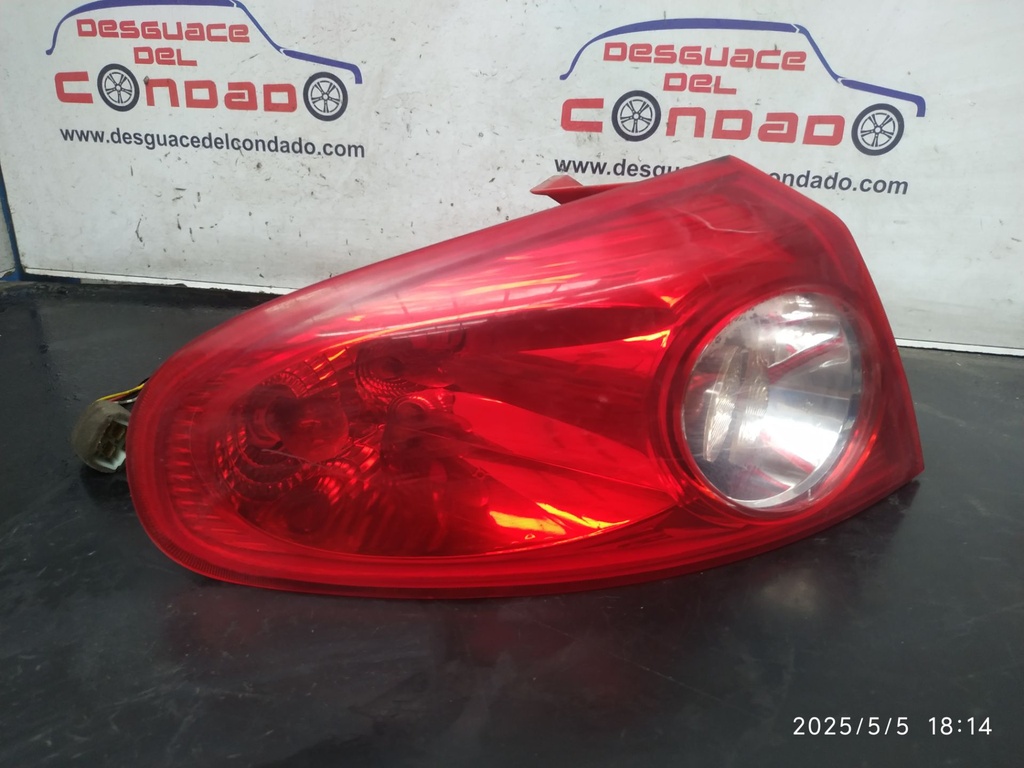 PILOTO TRASERO IZQUIERDO