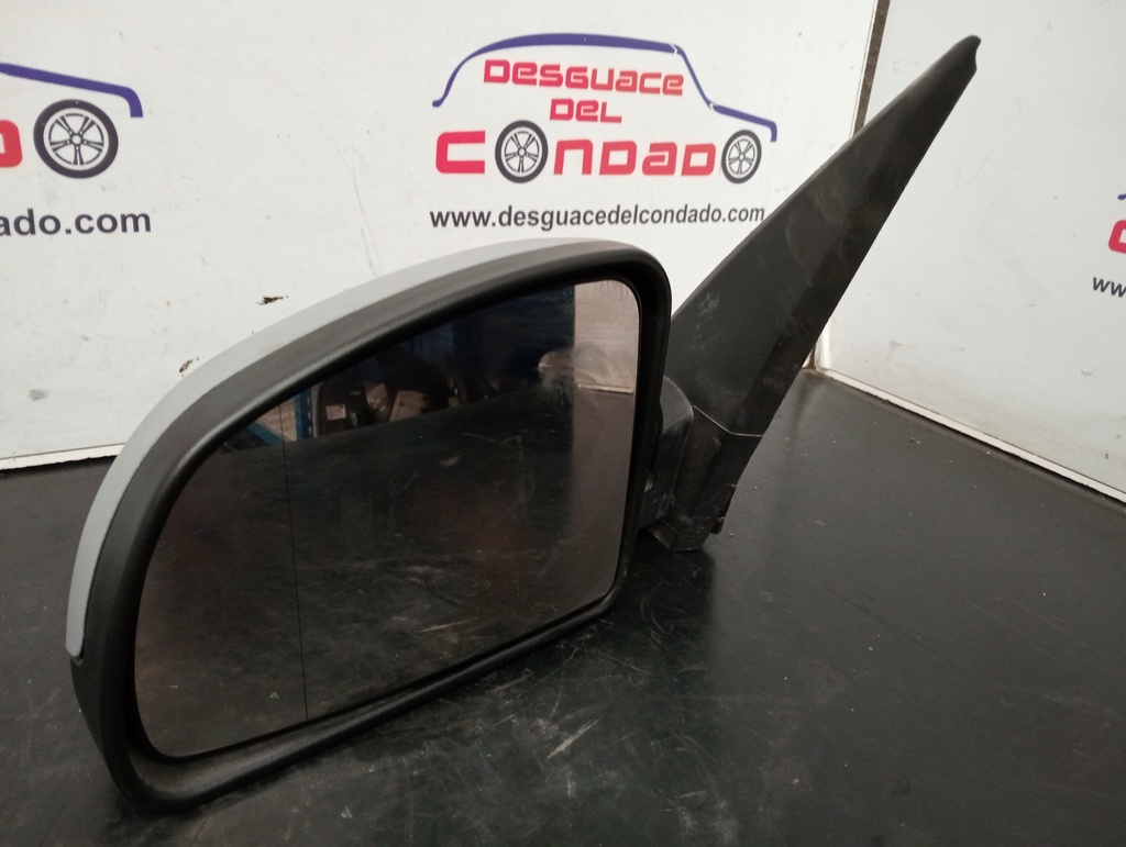 RETROVISOR IZQUIERDO