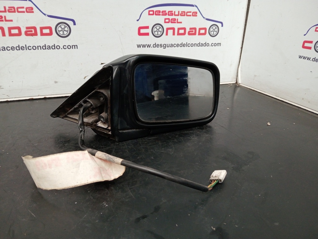 RETROVISOR DERECHO