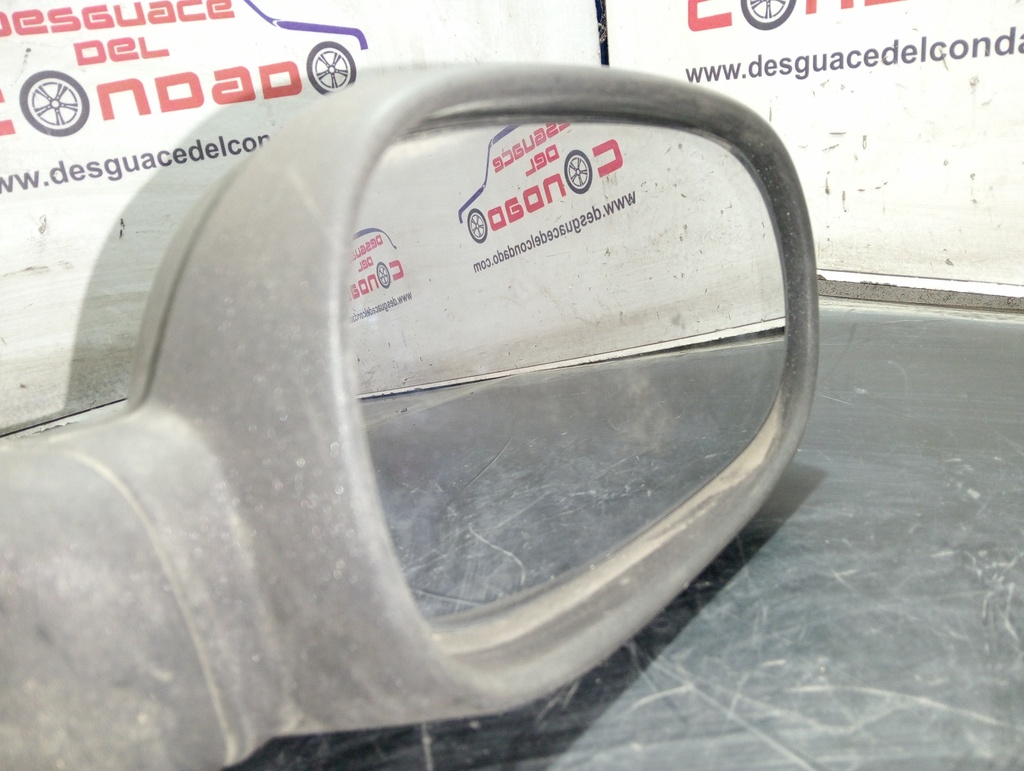 RETROVISOR DERECHO