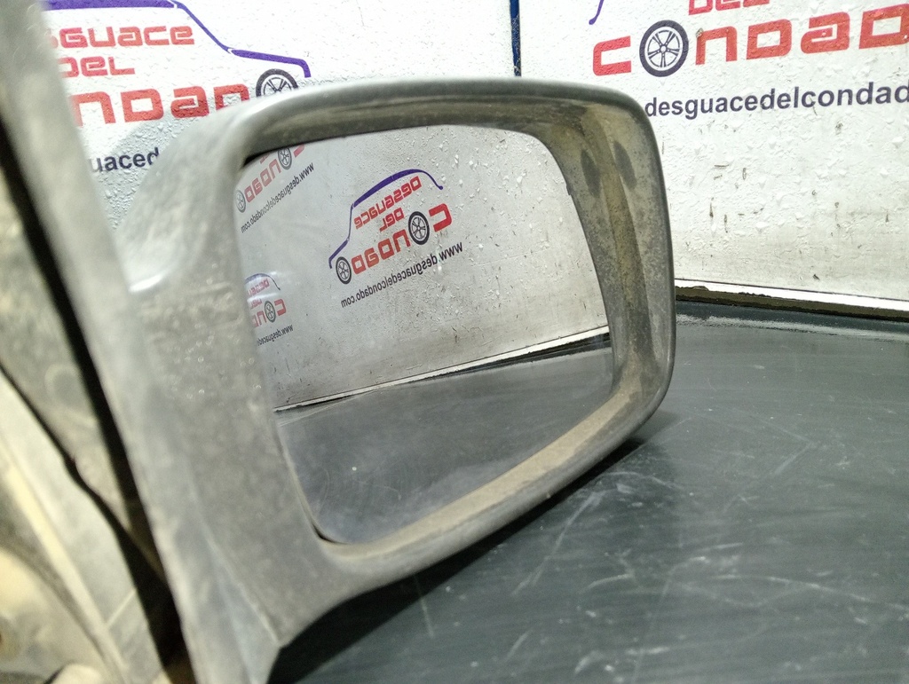 RETROVISOR DERECHO