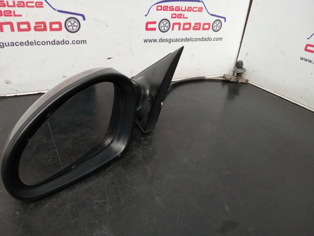 RETROVISOR IZQUIERDO