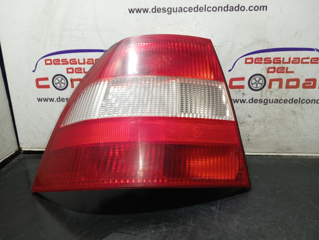 PILOTO TRASERO IZQUIERDO