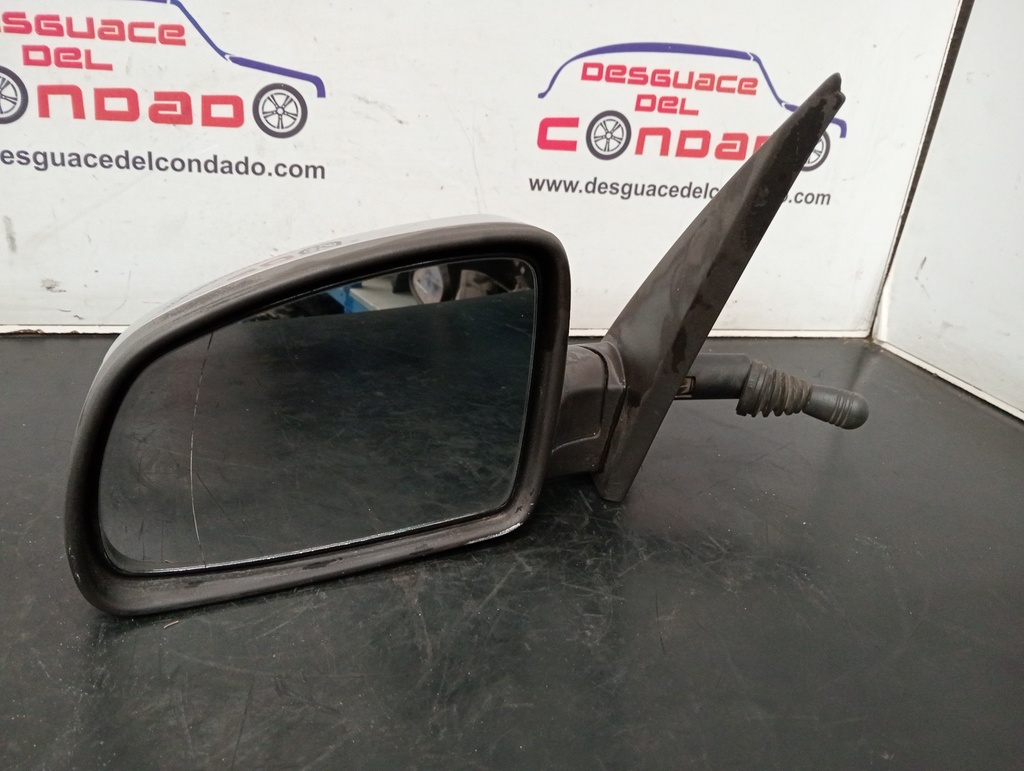 RETROVISOR IZQUIERDO