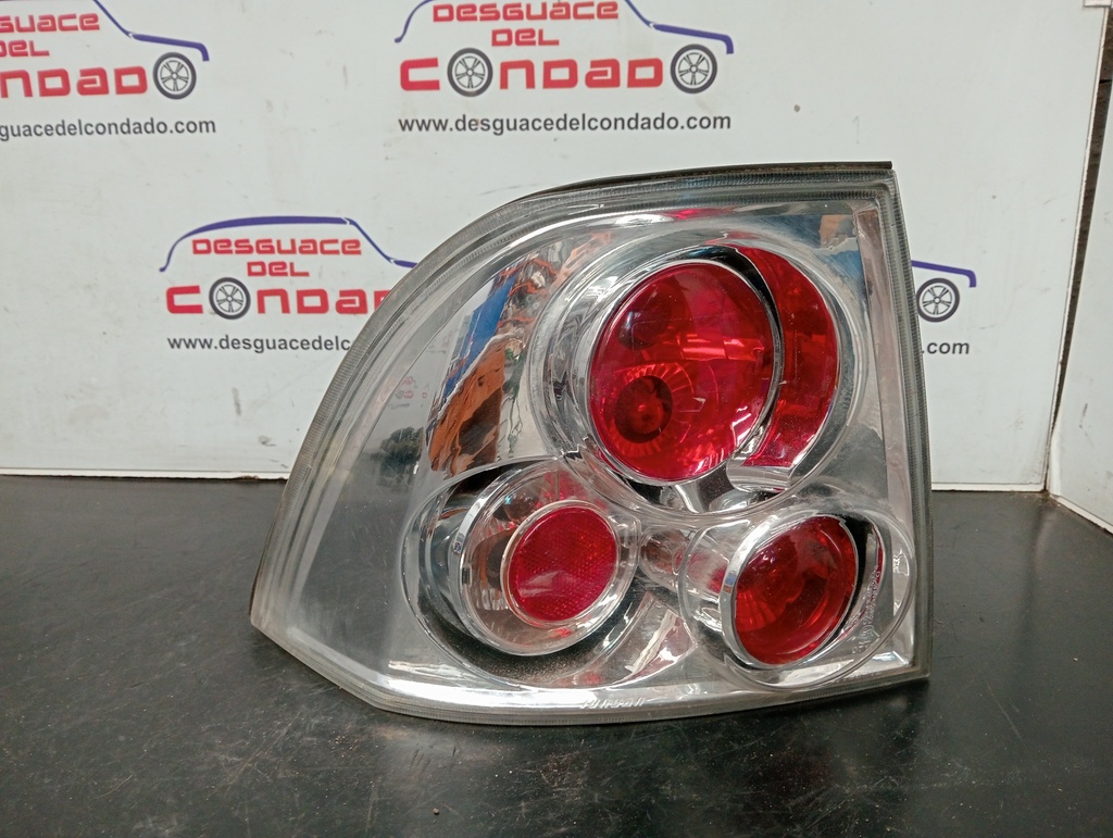 PILOTO TRASERO IZQUIERDO