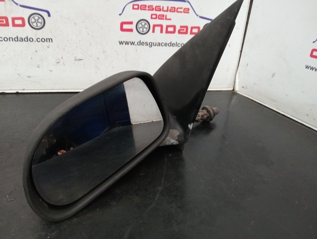 RETROVISOR IZQUIERDO