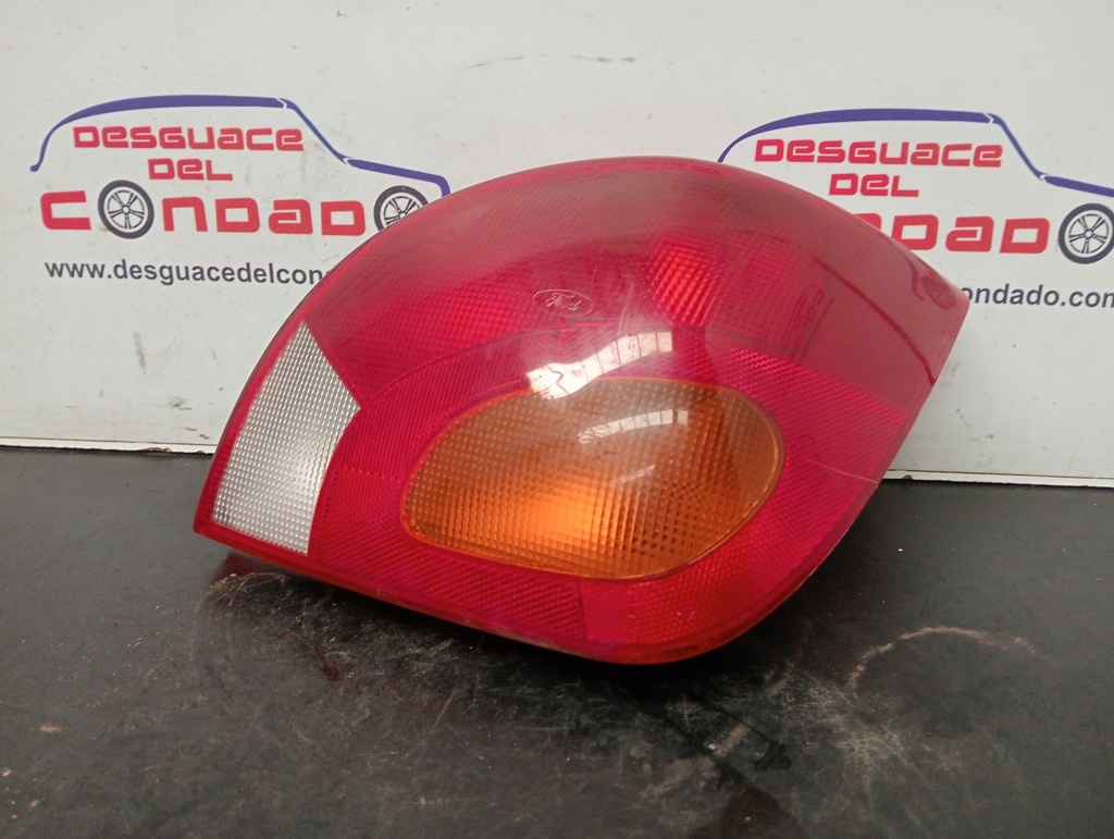 PILOTO TRASERO DERECHO