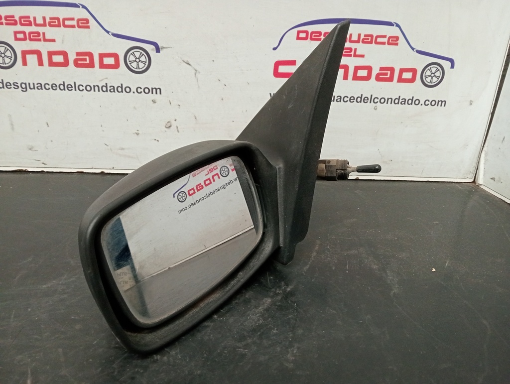 RETROVISOR IZQUIERDO