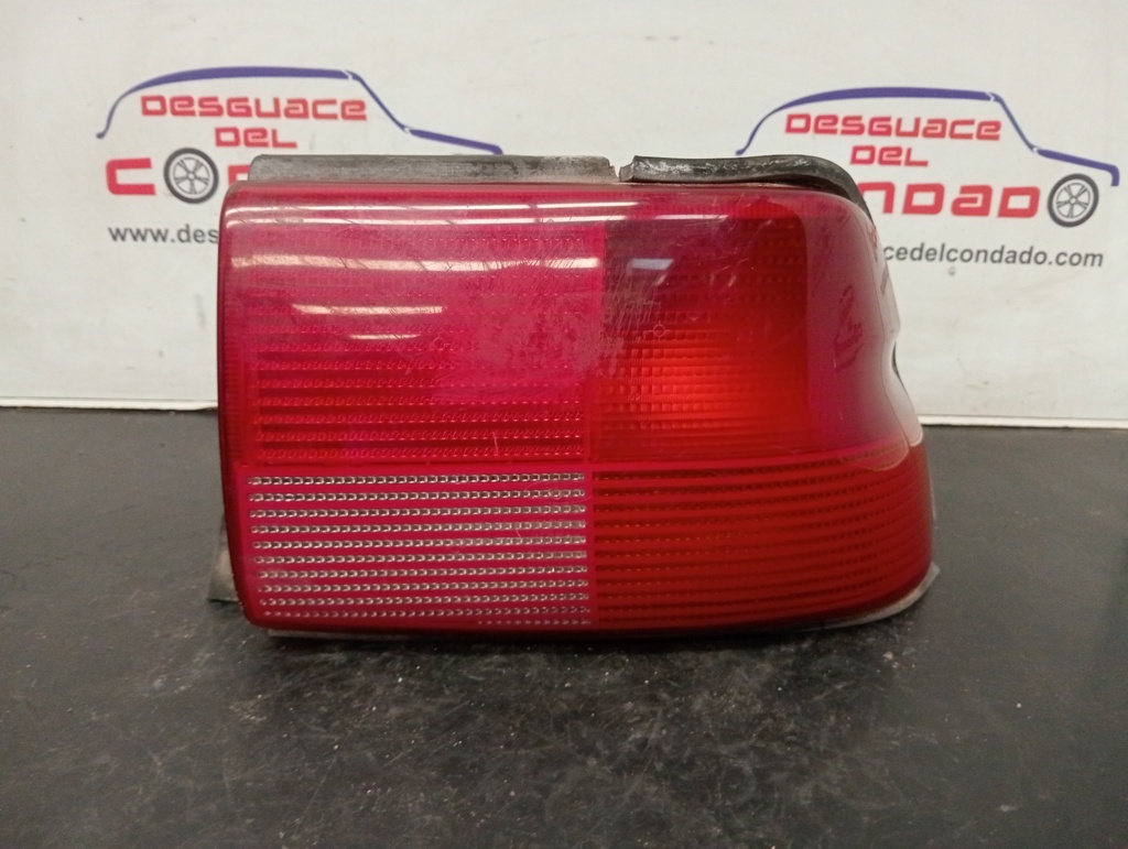 PILOTO TRASERO DERECHO