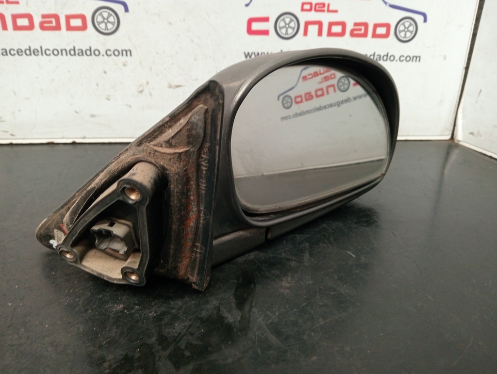 RETROVISOR DERECHO