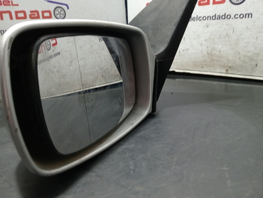 RETROVISOR IZQUIERDO