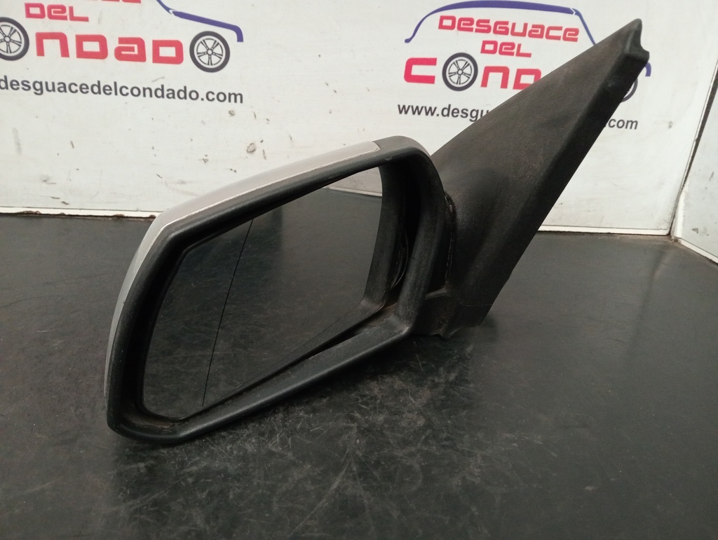 RETROVISOR IZQUIERDO