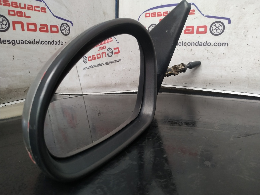 RETROVISOR IZQUIERDO