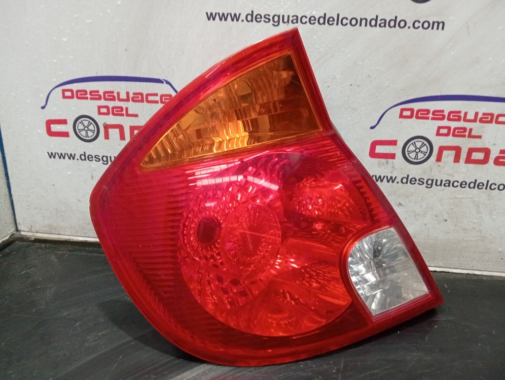 PILOTO TRASERO IZQUIERDO