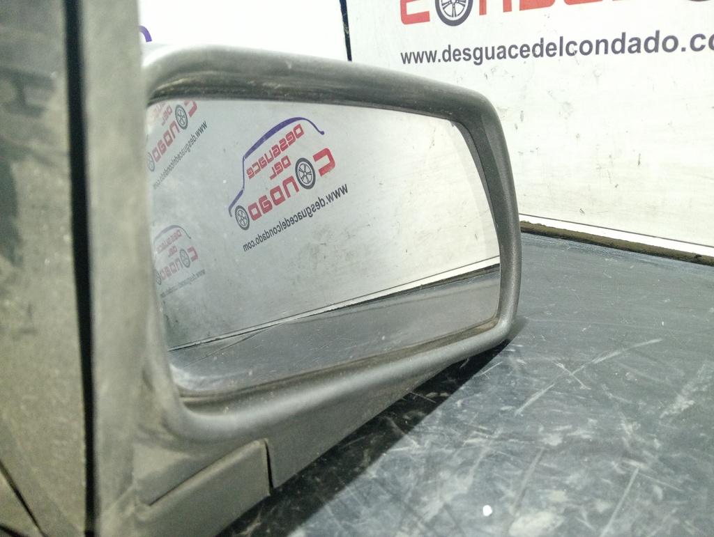 RETROVISOR DERECHO