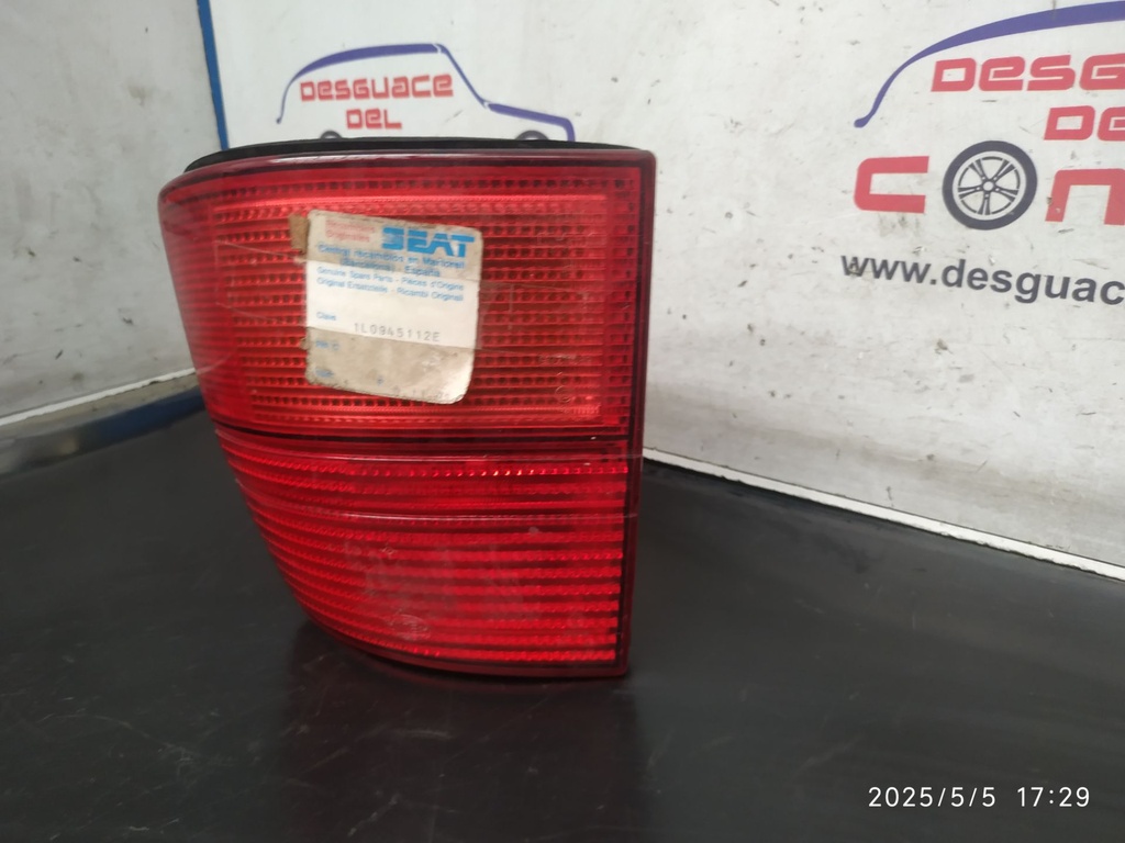 PILOTO TRASERO DERECHO