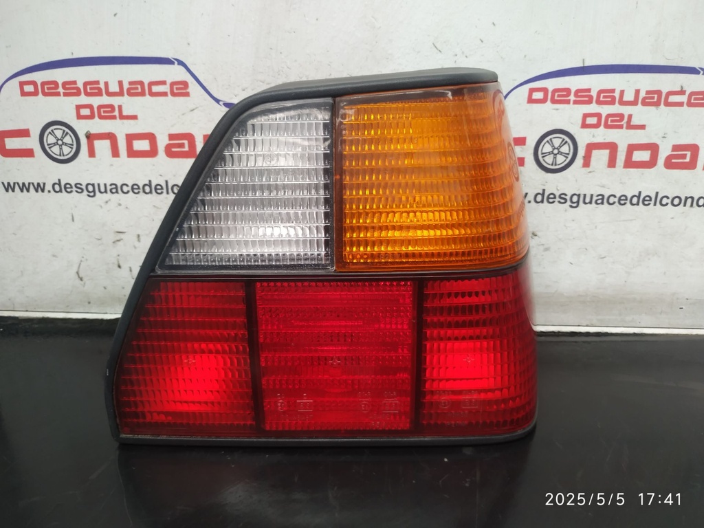 PILOTO TRASERO DERECHO