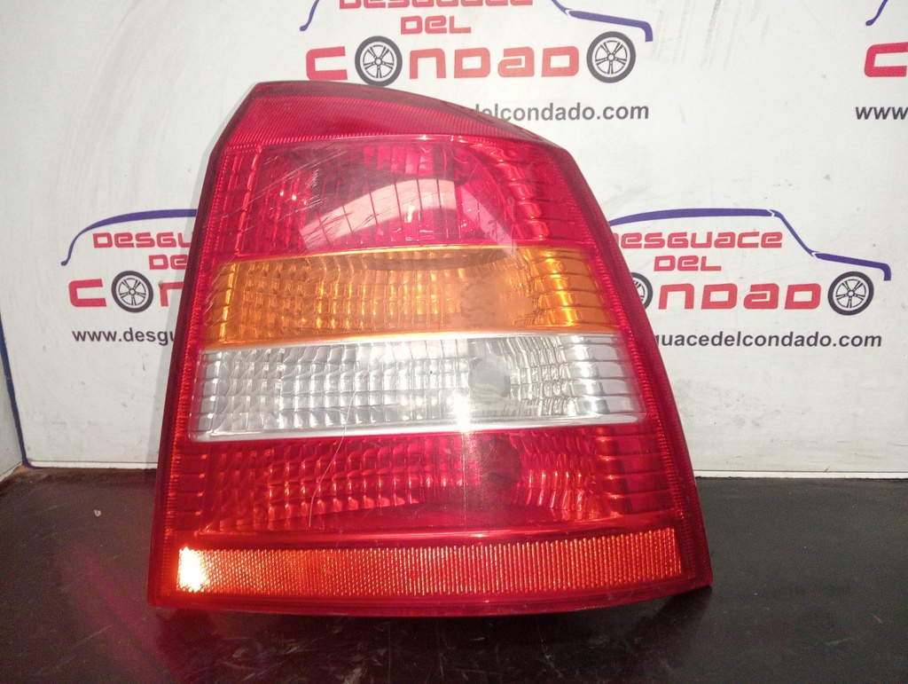 PILOTO TRASERO DERECHO