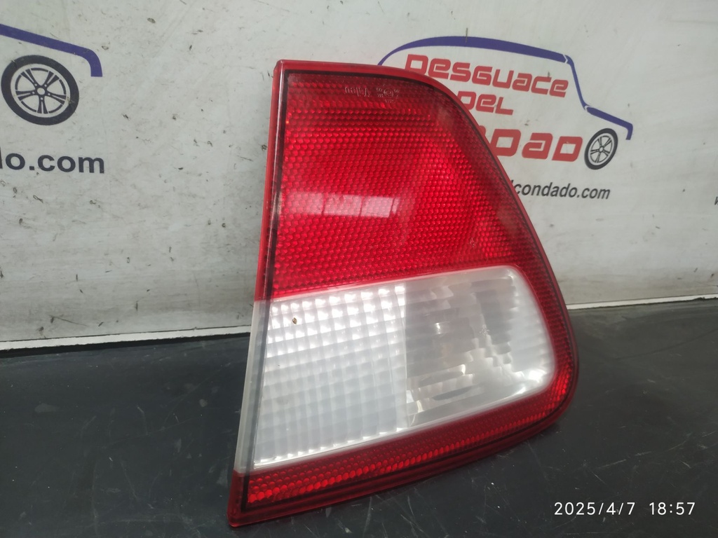 PILOTO TRASERO DERECHO INTERIOR