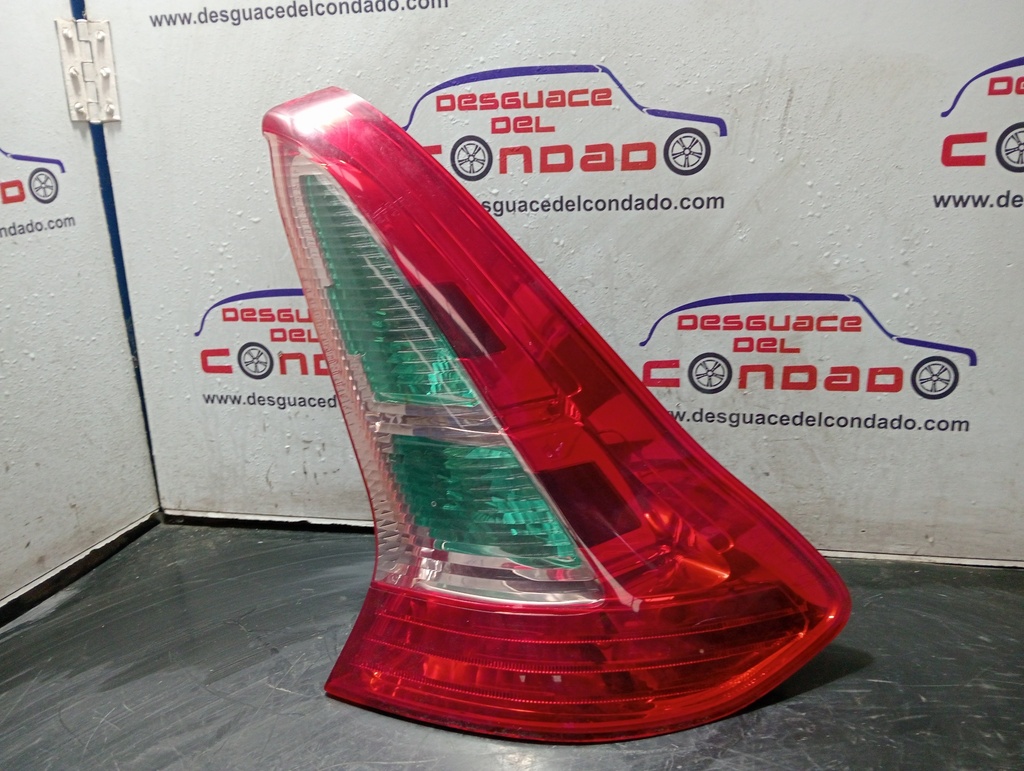 PILOTO TRASERO DERECHO