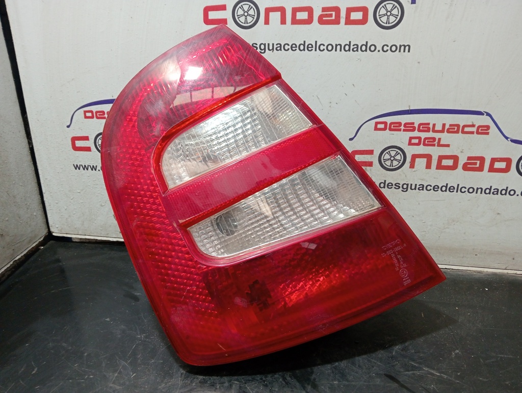 PILOTO TRASERO IZQUIERDO