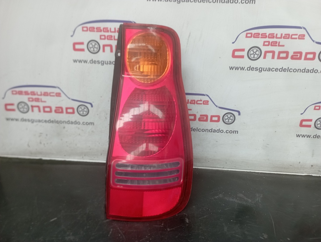 PILOTO TRASERO DERECHO