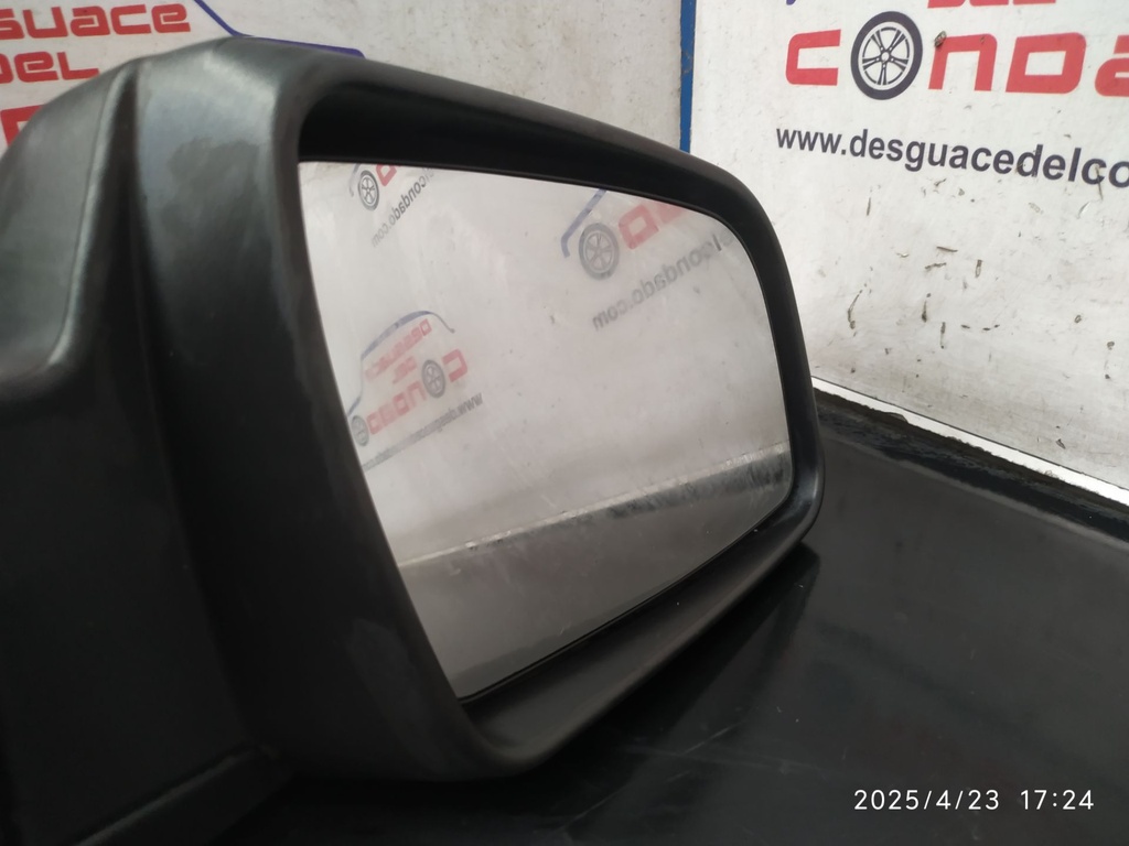 RETROVISOR DERECHO