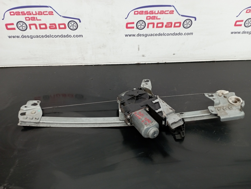 ELEVALUNAS DELANTERO IZQUIERDO