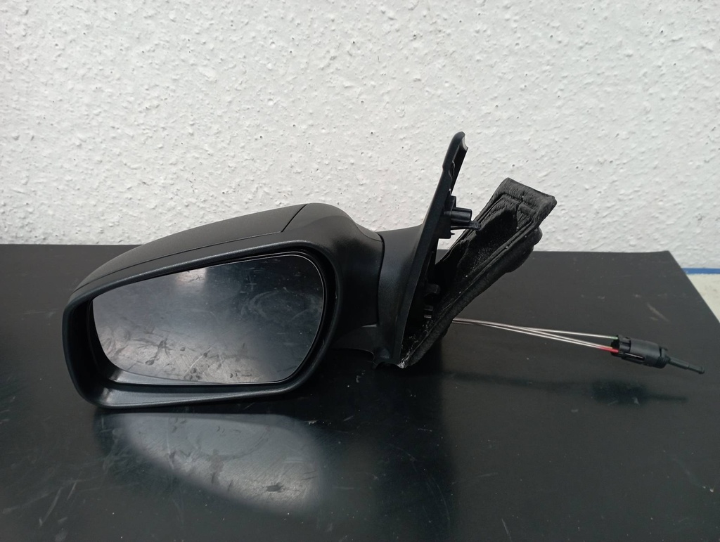 RETROVISOR IZQUIERDO