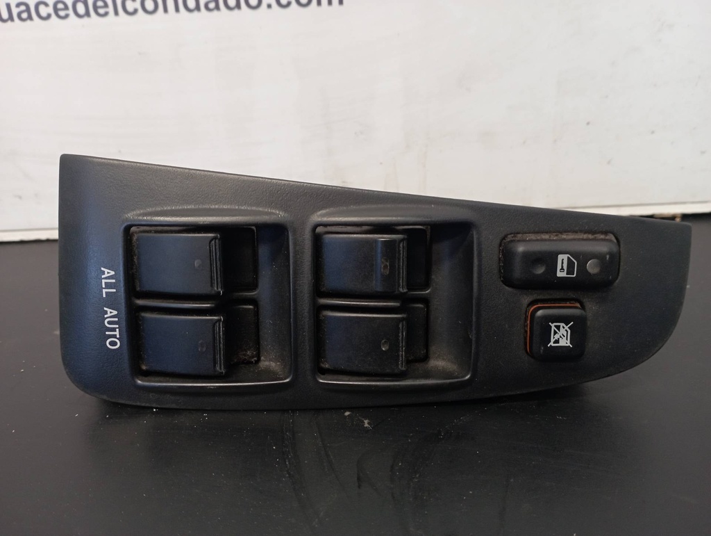 MANDO ELEVALUNAS DELANTERO IZQUIERDO