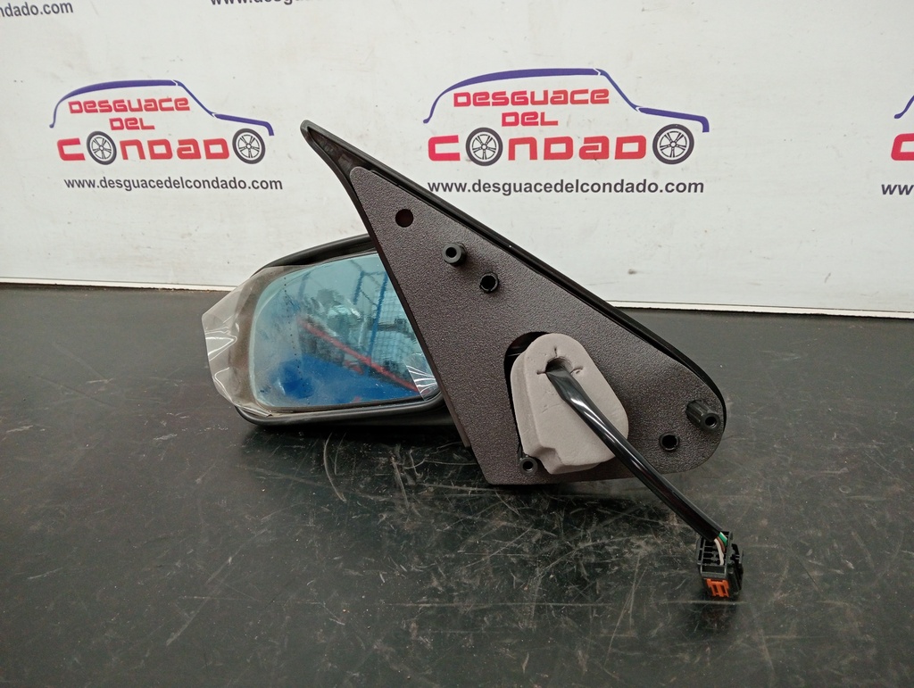 RETROVISOR IZQUIERDO