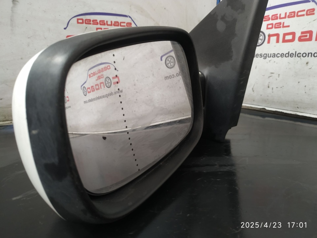 RETROVISOR IZQUIERDO