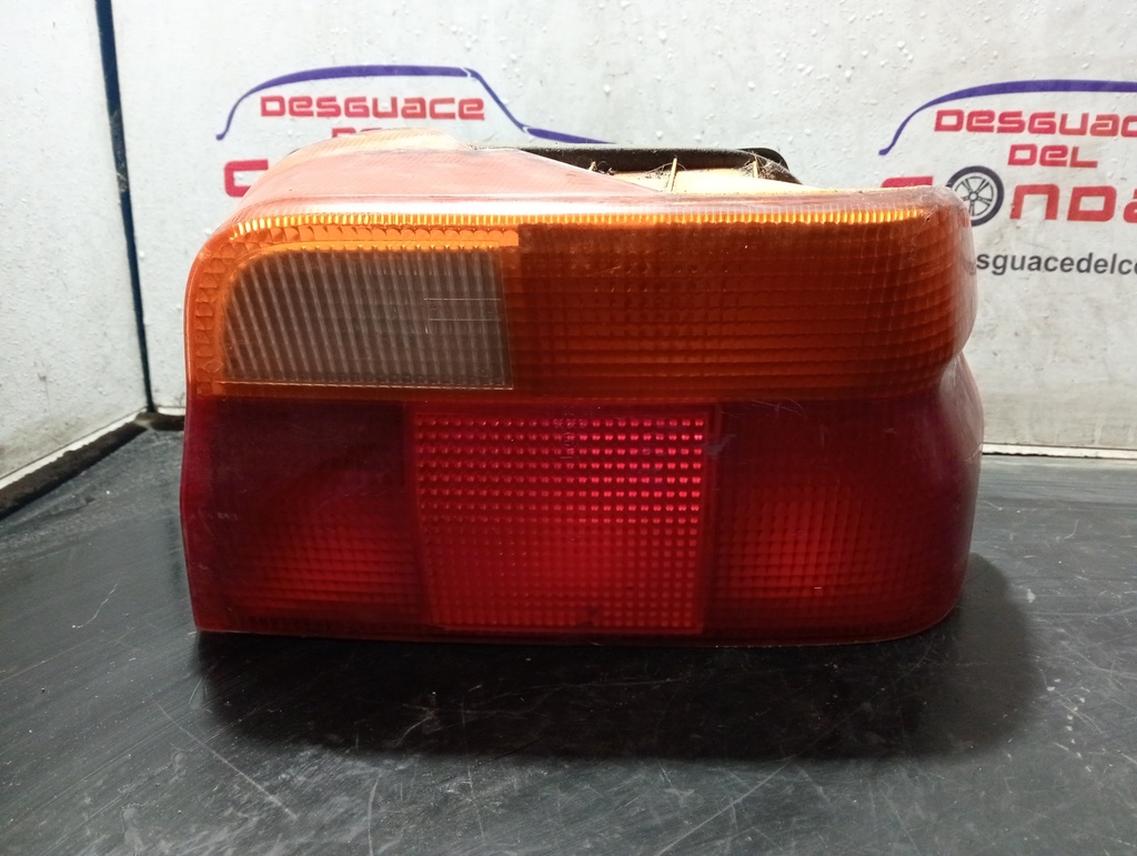 PILOTO TRASERO DERECHO