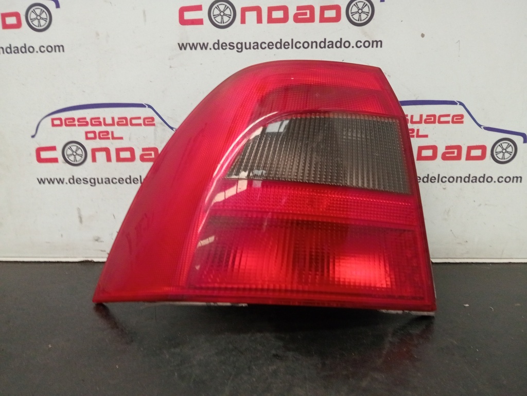 PILOTO TRASERO IZQUIERDO