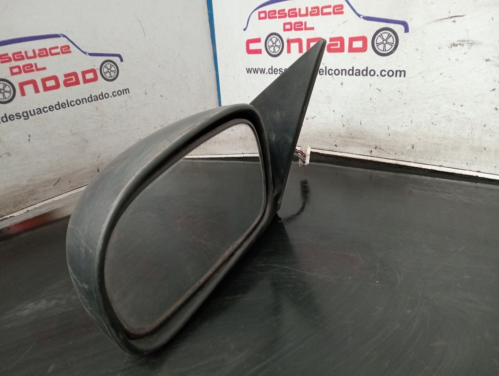 RETROVISOR IZQUIERDO
