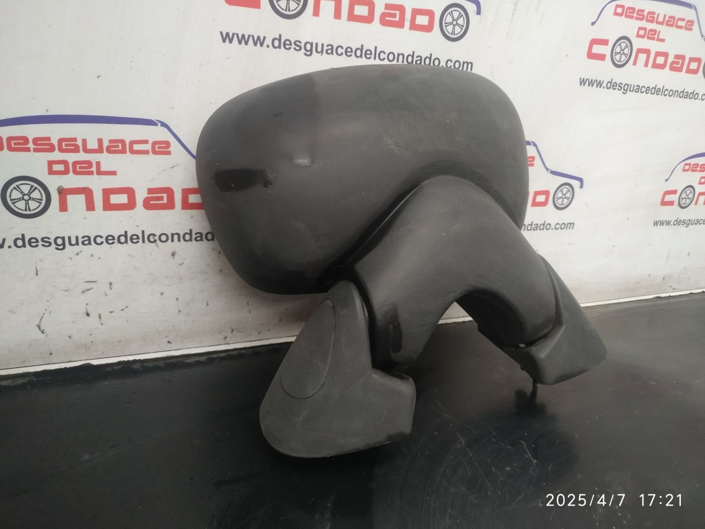 RETROVISOR IZQUIERDO