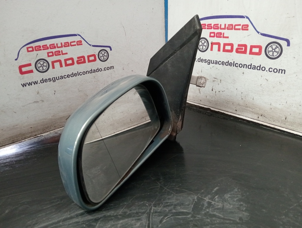 RETROVISOR IZQUIERDO