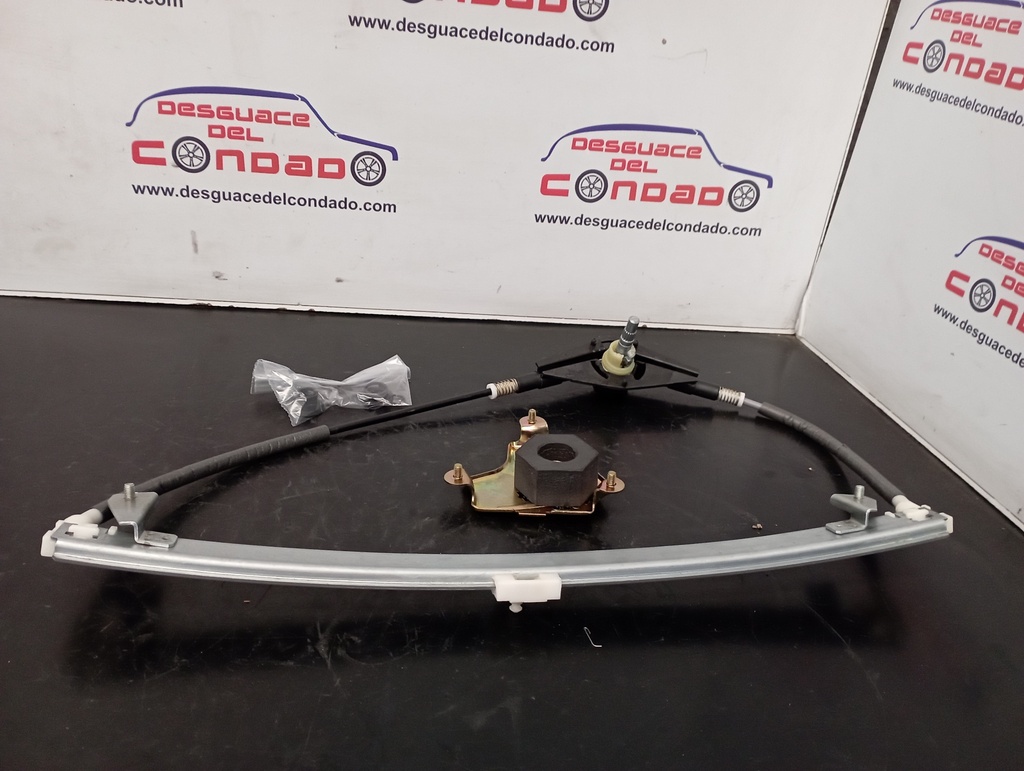 ELEVALUNAS DELANTERO IZQUIERDO