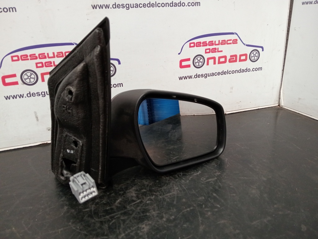 RETROVISOR DERECHO