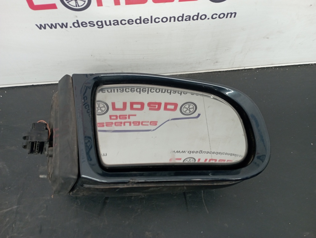 RETROVISOR DERECHO