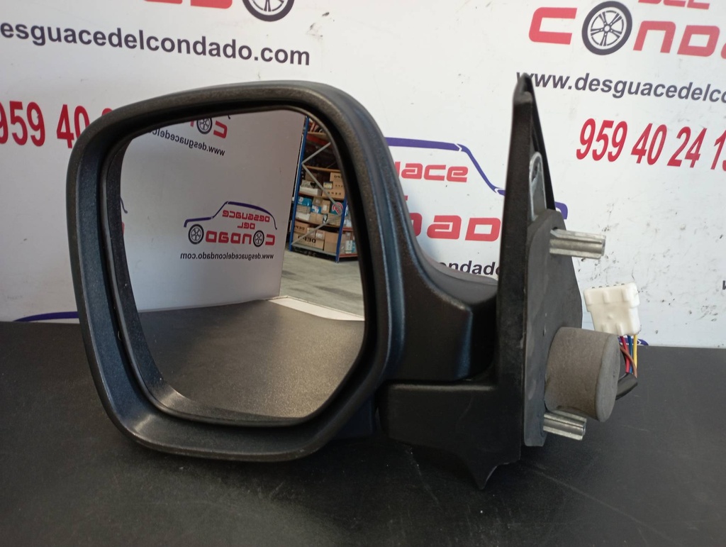 RETROVISOR IZQUIERDO