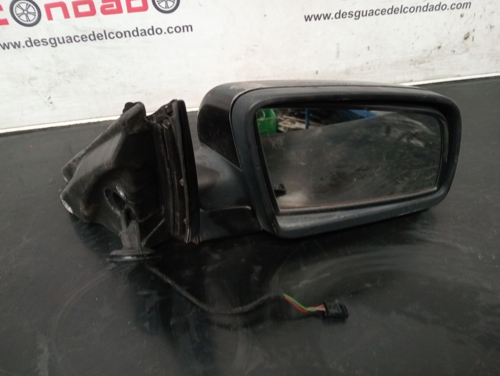 RETROVISOR DERECHO