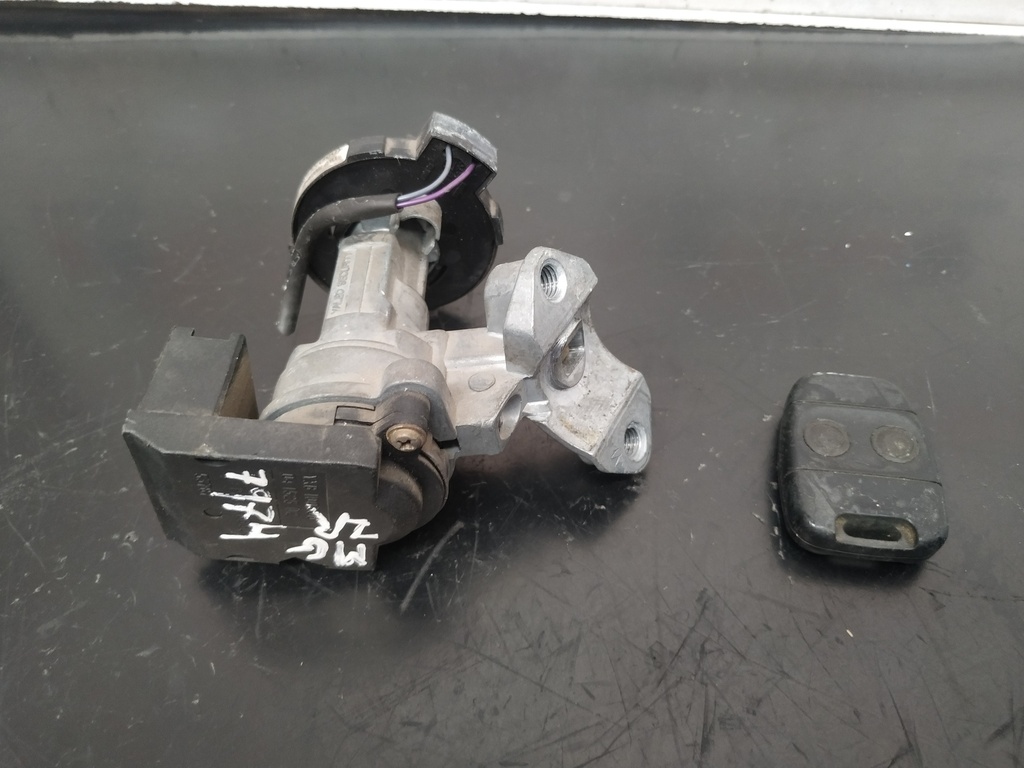 CONMUTADOR DE ARRANQUE